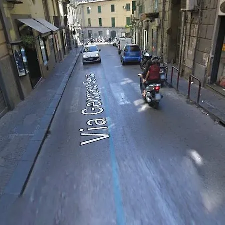 Il Giglio Rosso Apartment *