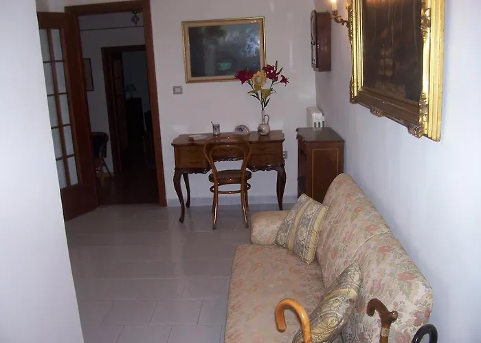 Il Giglio Rosso * Nápoles